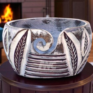 Wooden Handcrafted Antique Leaf Design Grey Black Knitting and Crochet Yarn Bowl for Woolen Work