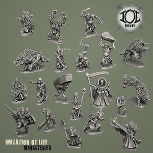 Op de afbeelding: Een verzameling zilverkleurige miniatuur fantasyfiguren, waaronder een wolf, een ork en een skelet. De figuren zijn gedetailleerd en in verschillende poses, met de tekst "IMITATION OF LIFE MINIATURES" en een logo "101 MINIS".