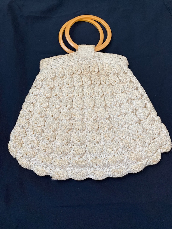 Vintage crocheted bag with Bakelite handles