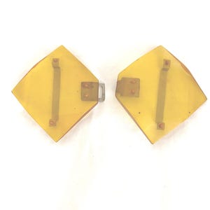 Vintage Applejuice Bakelite buckle
