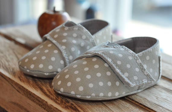 custom baby shoes with name
