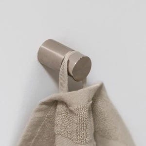 Handtuchhaken aus gebürstetem Edelstahl - Wandmontierter Handtuchhalter, YUZO