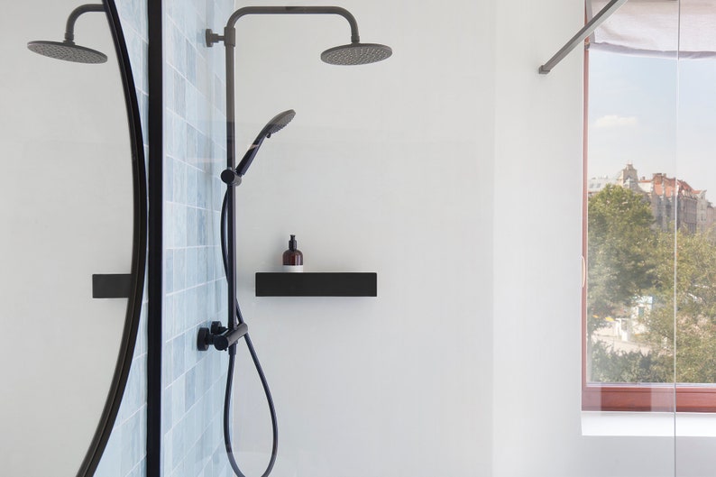 Czarna półka prysznicowa, półka łazienkowa w stylu wiejskim, pływające półki, minimalistyczna, industrialna, alternatywa dla koszyka prysznicowego, matowy metal, dabstory DOCIA zdjęcie 3