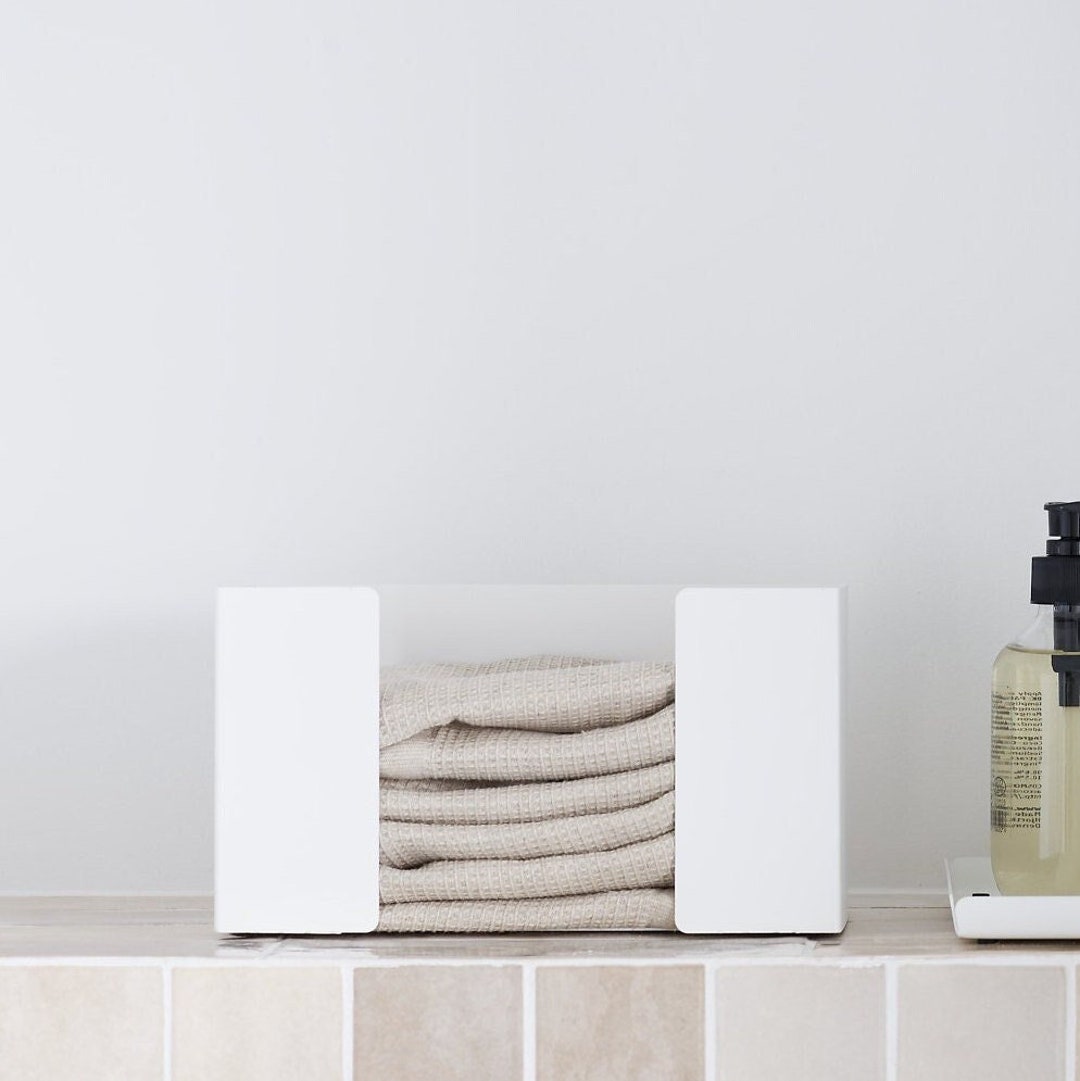 White Elegant Cfold Paper Towels Holder, Ergonomic Paper Towel