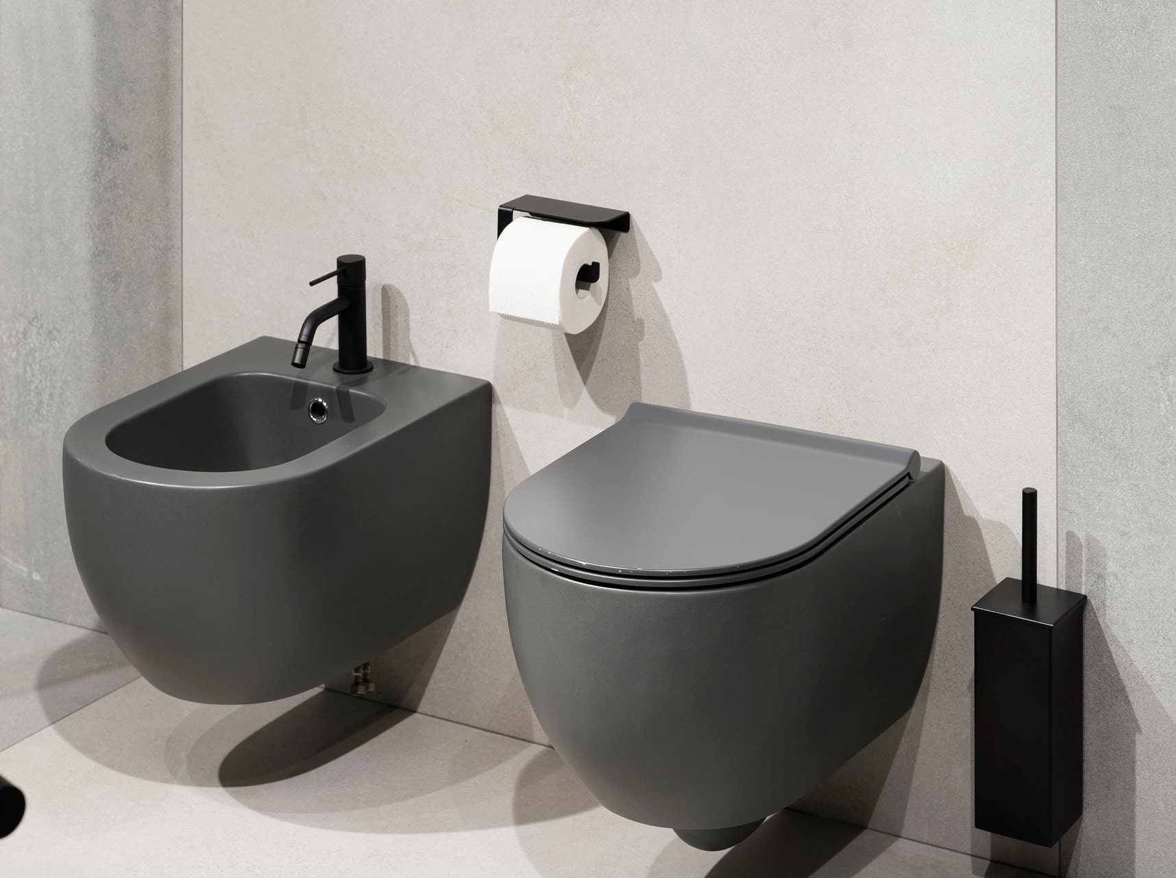 Modern Black Toilet Paper Holder Hoolio, Bathroom Accessories Set