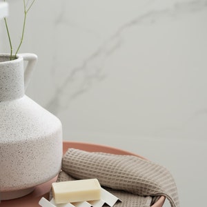Porte-savon moderne noir pour savon en barre, design moderne, distributeur de savon avec drainage de l'eau image 3