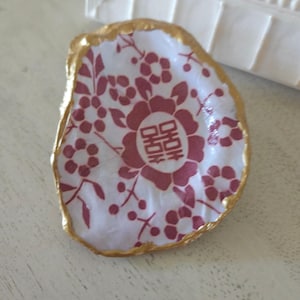 Double Happiness Oyster Shell Ring Dish, Chinoiserie Jewelry Holder