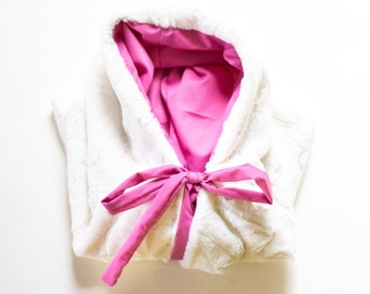 White Fur Charlotte Capelet