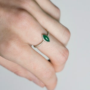 Sterling silver marquise aventurine ring