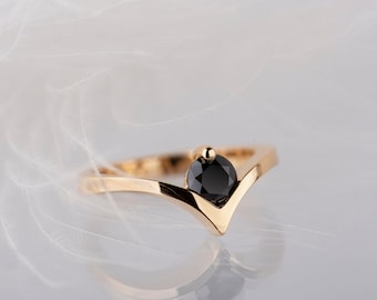 18K yellow gold black diamond chevron engagement ring