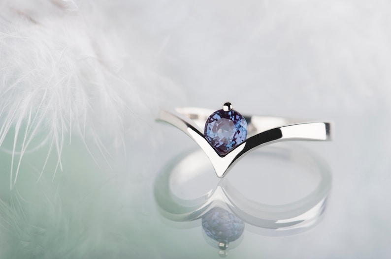 14K white gold round lab created alexandrite chevron ring