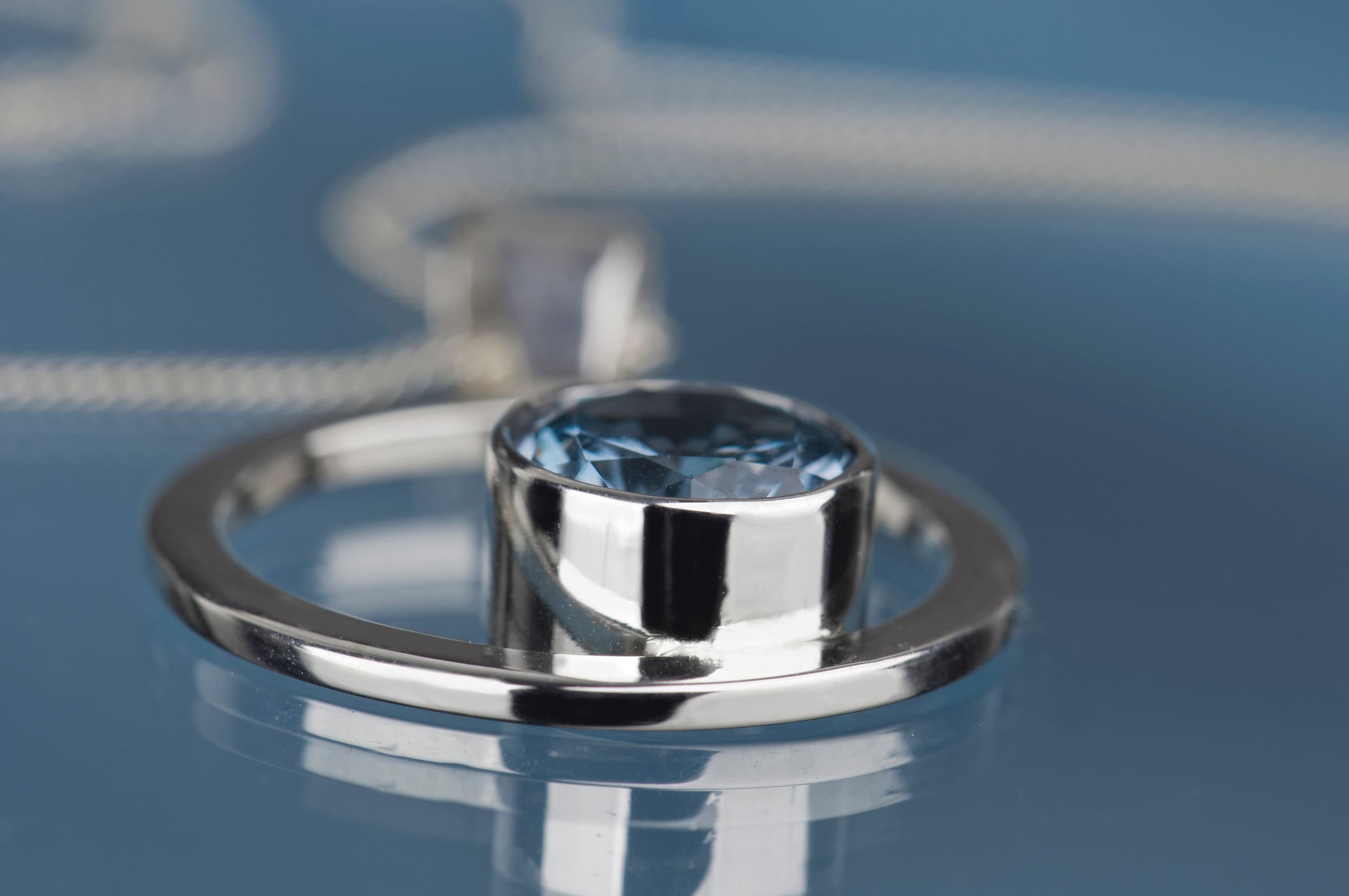 •AQUAMARINE - HITCHED• sterling silver pendant