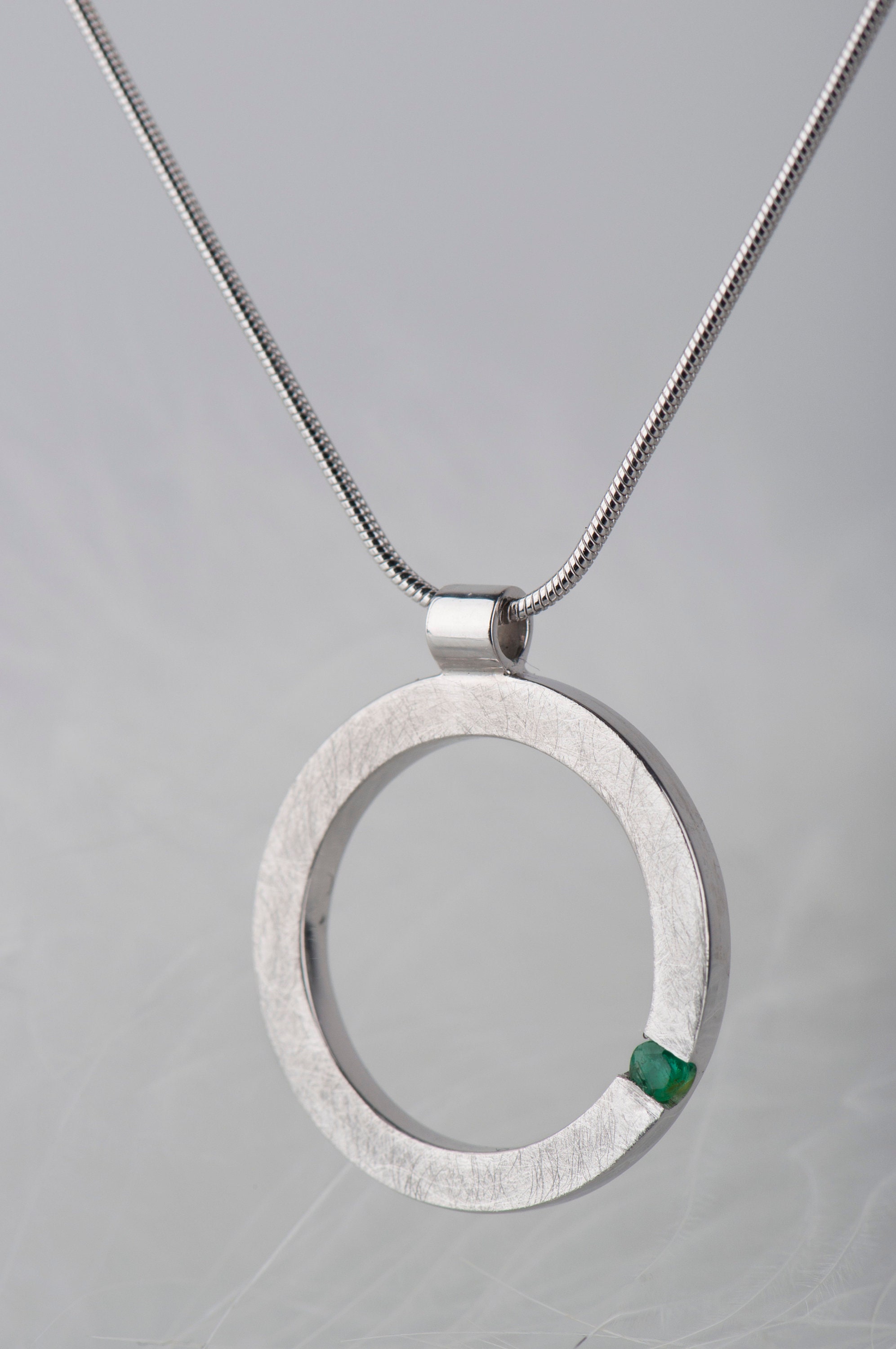 RESERVED! Minimalist sterling silver emerald pendant necklace, Dainty