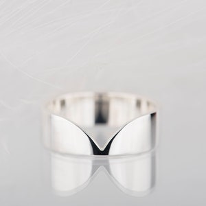 Sterling silver wide chevron band
