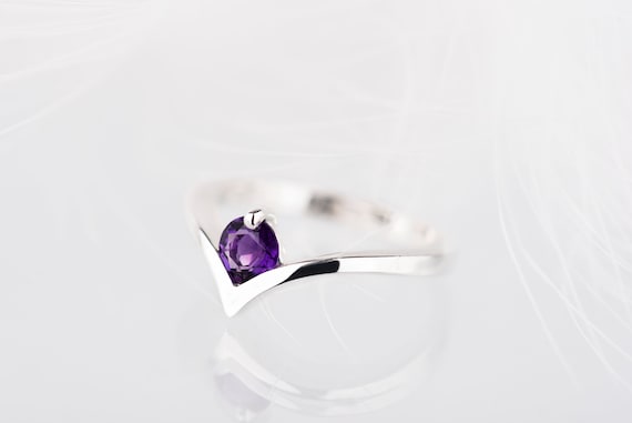Sterling silver amethyst chevron promise ring