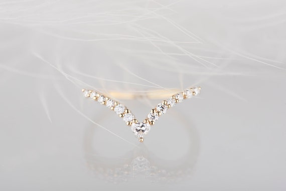 14K white, yellow or rose gold moissanite chevron band with heart