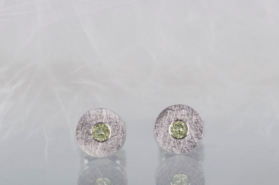 Sterling silver peridot small round stud earrings