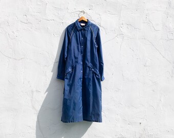 white stag raincoat
