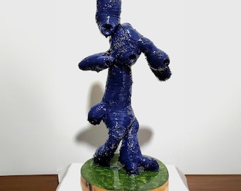 hombre azul