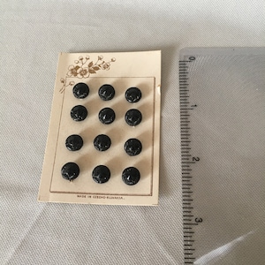Antique Vintage Knöpfe, auf Original Karte, 12 Jet Glas Knöpfe