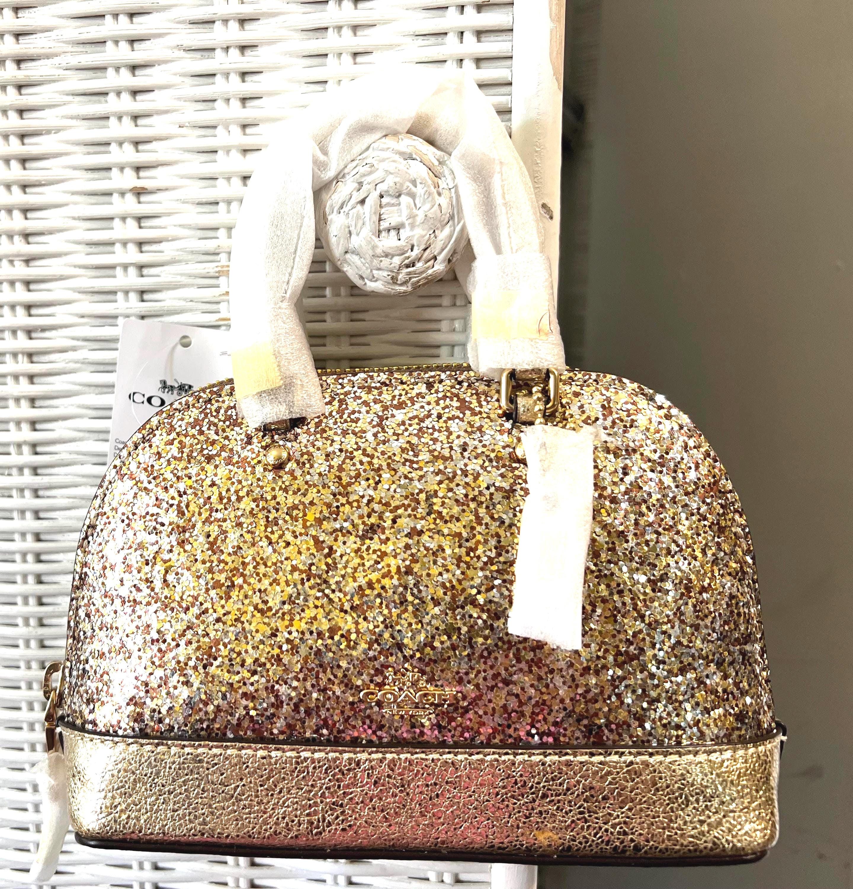 best travel backpack suitcase Pro 40L 双肩包正面白底 Color:WF4F ORANGE NWT Chanel white caviar