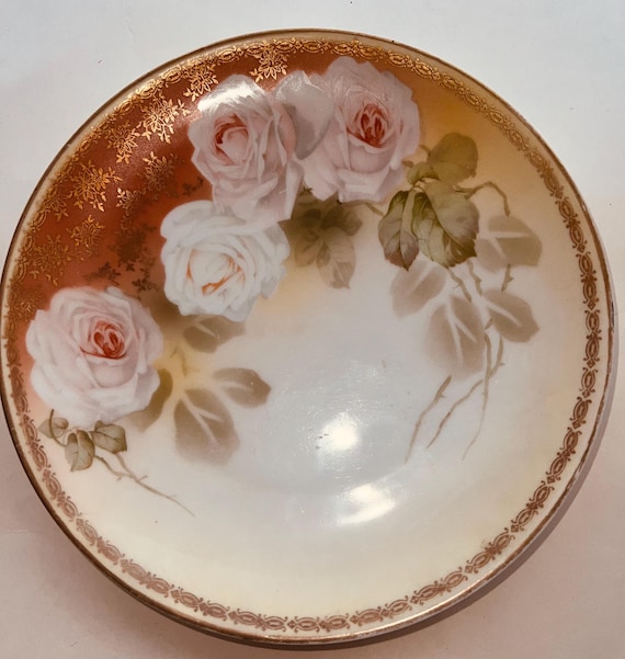 ドイツ製 ROSENTARL 可憐なお花と美しいレリーフ プレート ドイツ製 ROSENTARL 可憐なお花と美しいレリーフ プレート 【公式通販】
