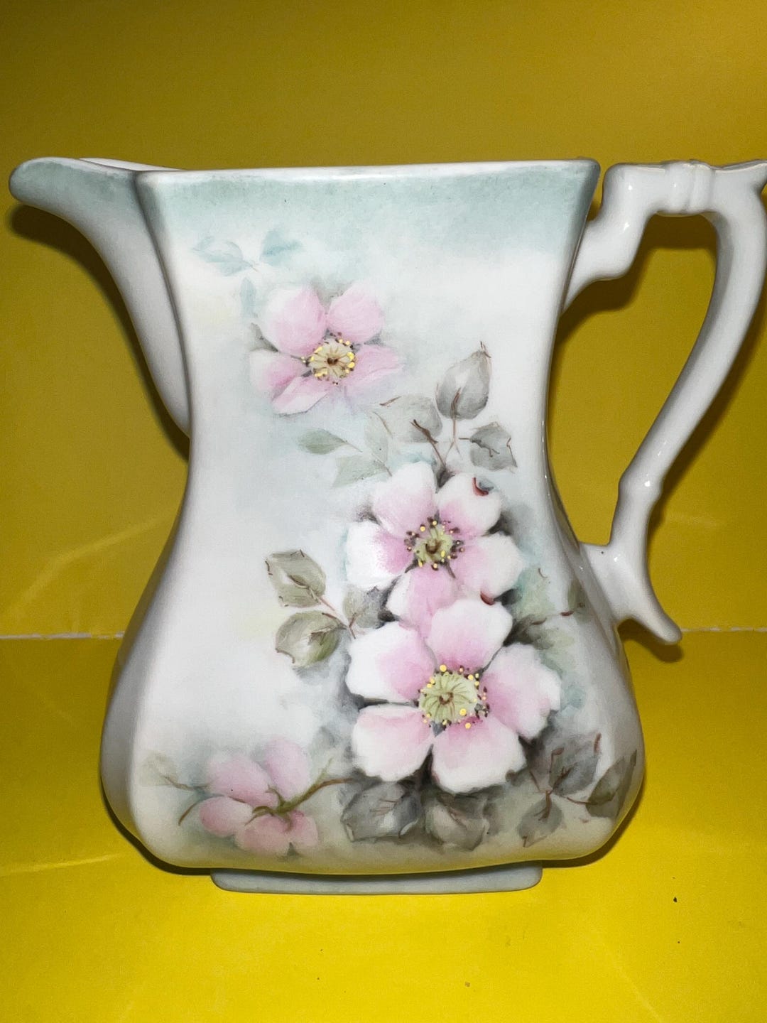 HP フローラル 5-1/4 インチ高ミルクまたはクリーム ピッチャー