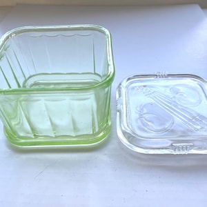 Depression Uranium Green Glass Refrigerator Dish Bottom and Clear Lid (fits good) by Anchor Hocking Glass 1930’s, 4” X 4”, See All Photos