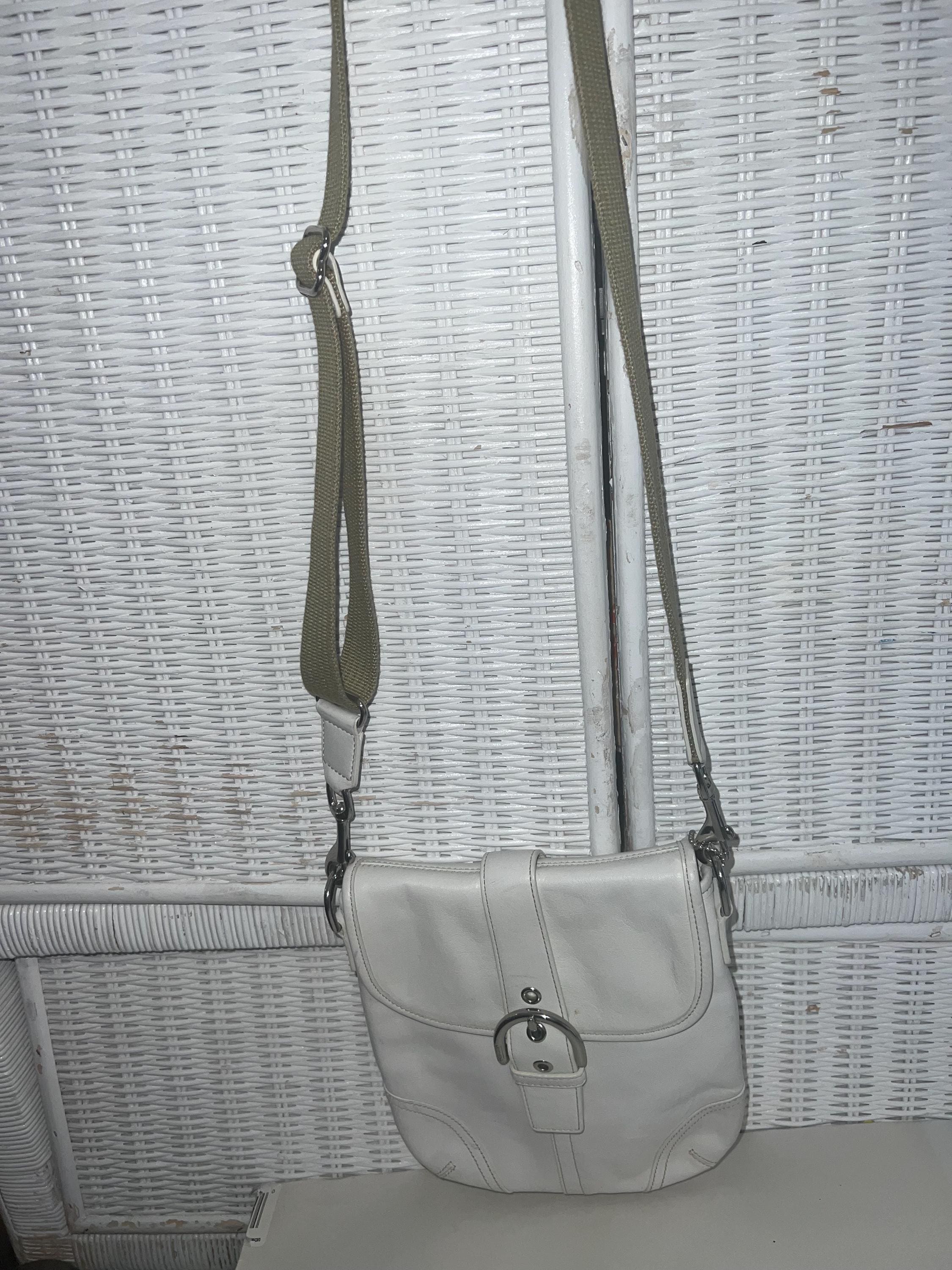 Coach Vintage White Leather Bag Purse, Outside Back Open Pocket 