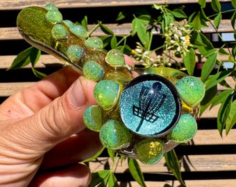 Frisbee Golf Pipe, Disc golf Pipe, green glass pipe, pipe,hand blown glass pipe, heady glass, pipes, sports pipe, unique glass pipe
