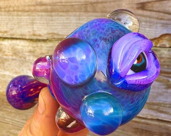 Handblown Glass Eyeball Pipe: Heady Alien Monster Bowl