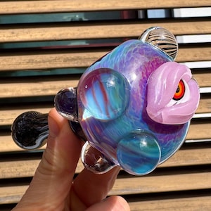 Heady Glass Alien Eyeball Pipe: Amber Purple Sci-Fi Spoon