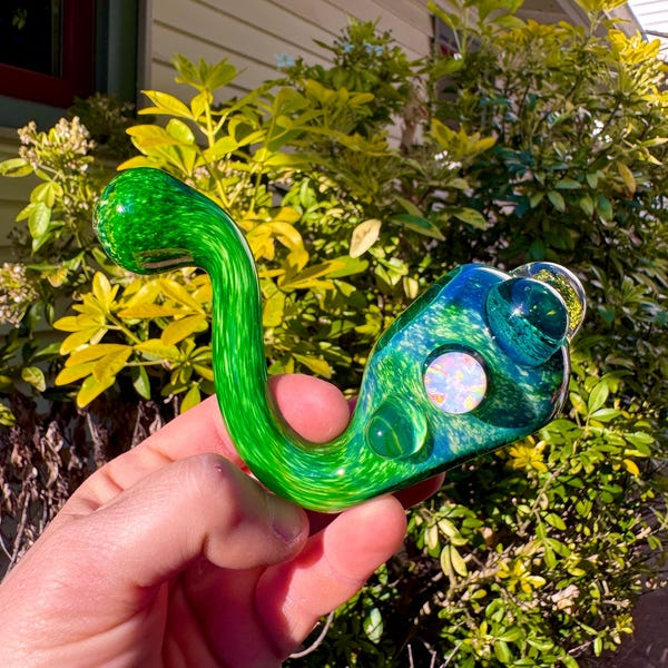 Green Pipe, Heady Pipe, Glass Pipe, Glass Smoking Pipe, Heady glass, Heady Pipe