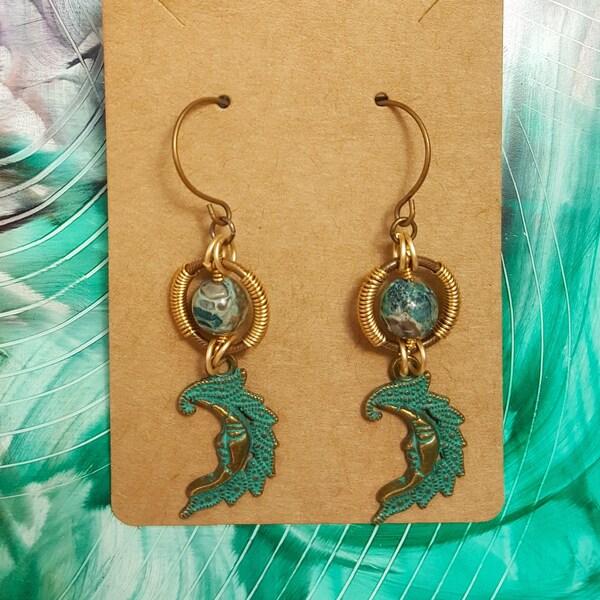 Crescent Moon Burning & Earth Antiqued Brass Turquoise Orbicular Jasper Pendientes.