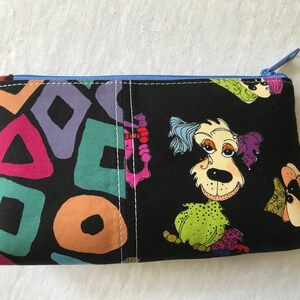 Happy Dogs Pouch to carry makeup or essentials