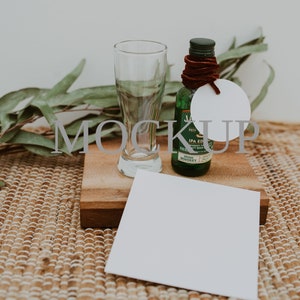 Mockup regalo testimoni dello sposo, regalo testimoni dello sposo, modello di carta, modello di cancelleria per matrimoni, modello di cancelleria, carta mockup, carta quadrata Mock up, Mockup