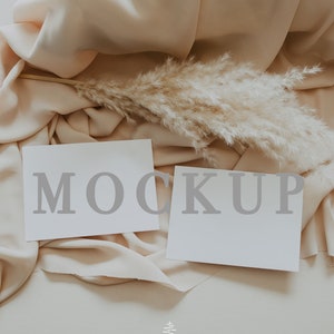 Seiden-Hochzeitseinladungs-Mockup, Briefpapier-Mockup, RSVP-Karten-Mockup, Karten-Mockup, Blanko-Karten-Mockup, minimalistisches Mockup, Mock-Ups, Mockup