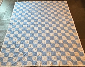 Vintage zwaargewicht quilt met vlinderstrik en harten