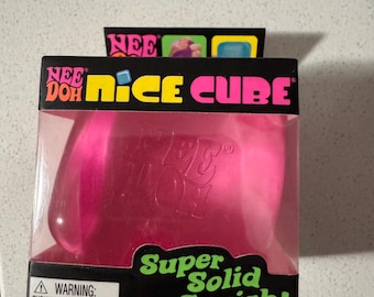 Needoh NICE CUBE Super Solid Squish ~ Brinquedo Sensorial Macio NOVO
