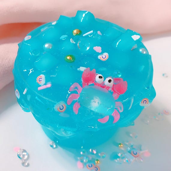 Blue Lagoon Slime, Ocean Scented Clear Slime with Jelly Cubes and Crab Charm