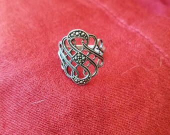 Ornate sterling silver ring
