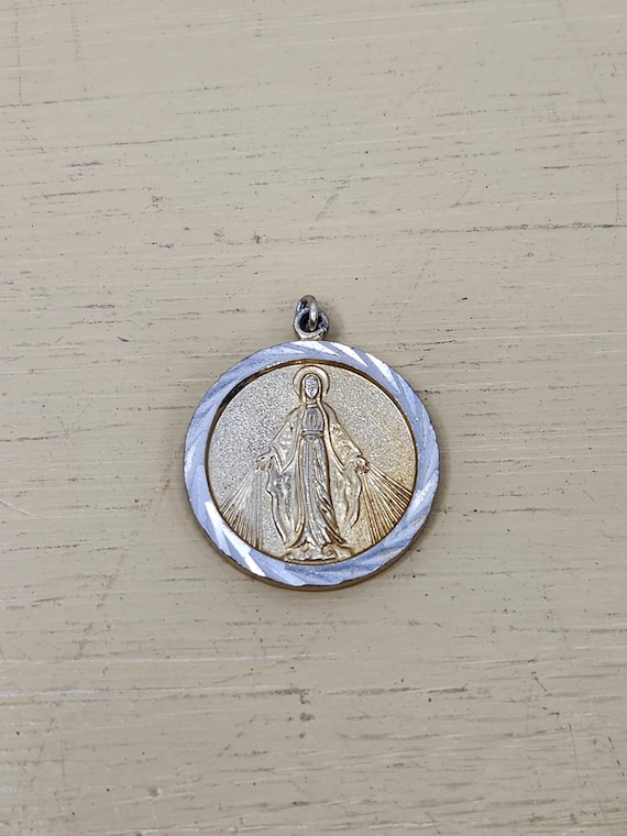 Vintage Miraculous Medal Virgin Mary Medal Round M