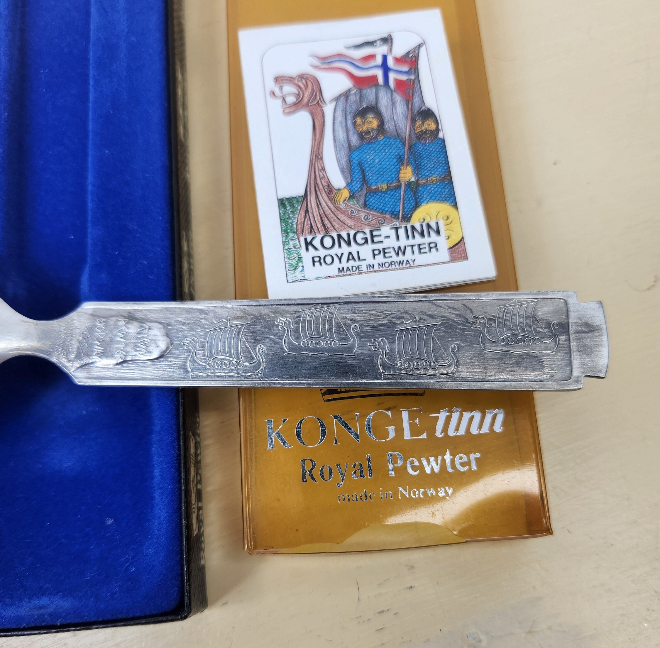 KONGE TINN Royal peweter のスプーン