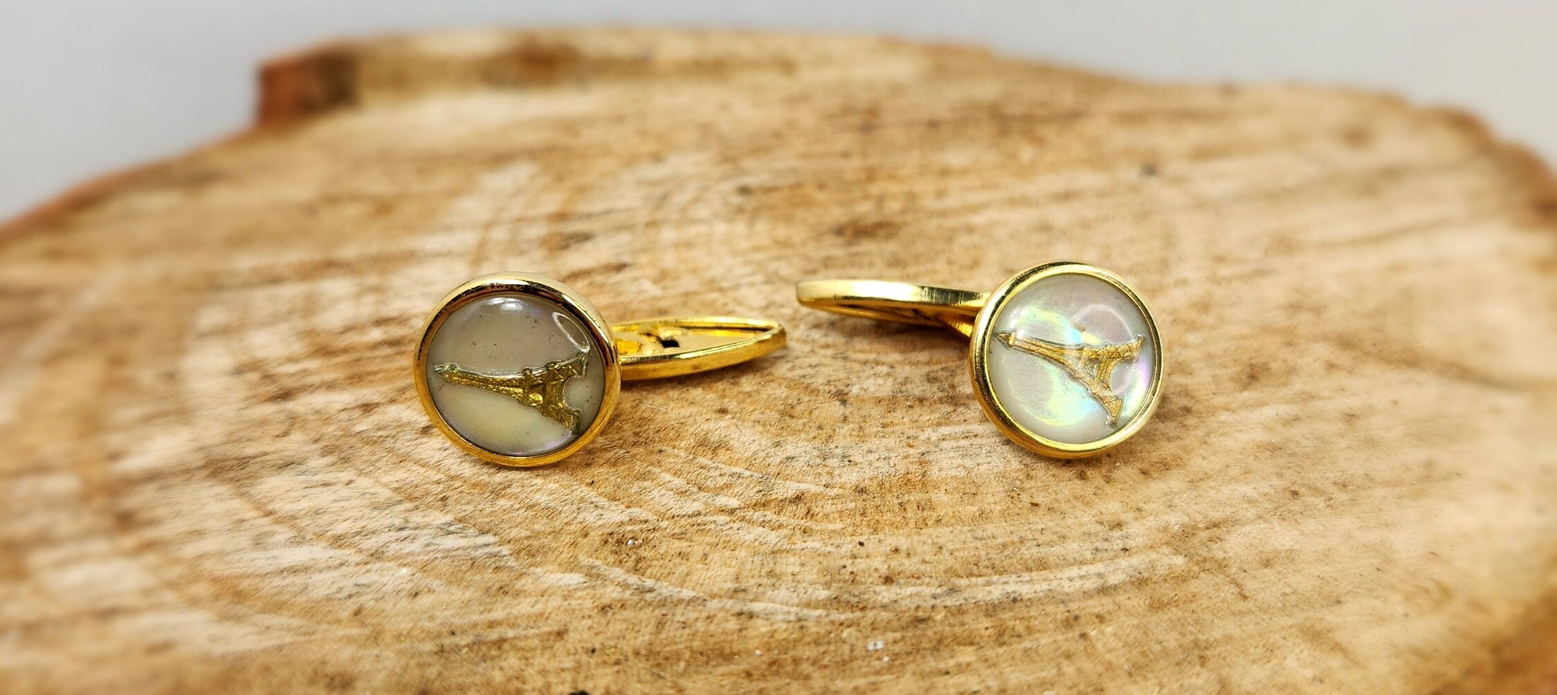 Cuff-Daddy Mother Of Pearl Goldtone Cufflinks | Elegant Gift Set With Presentation Box For Men – Weddings, Business, Formal Events