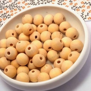 50 or 100 Unfinished Wood Beads - Natural Wood Bead - Wooden Beads - Beads for Garland - Round Wood Bead - 8mm