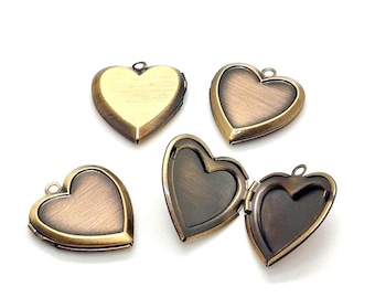 Antique Bronze Heart Locket, Valentines Jewelry Locket Pendant (25mm, 1 or 4 pieces)