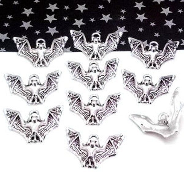 10 or 50 Silver Bat Charms - Halloween Charms - Animal Charms - Charms in Bulk - Lead Free - Antique Silver - Flying Bat - 17mm