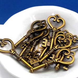 10 Skeleton Key Charms - Antique Bronze - Key Charms - Vintage Inspired - Lead Free Charms - Key Pendant - Heart Key - 45mm