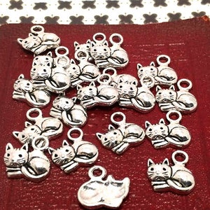 10, 20 or 50  Silver Cat Charms - Small Cat Charms - Pet Charms - Lead Free Charms - Charms in Bulk -Bulk Cat Charms - Silver Kitty - 14mm