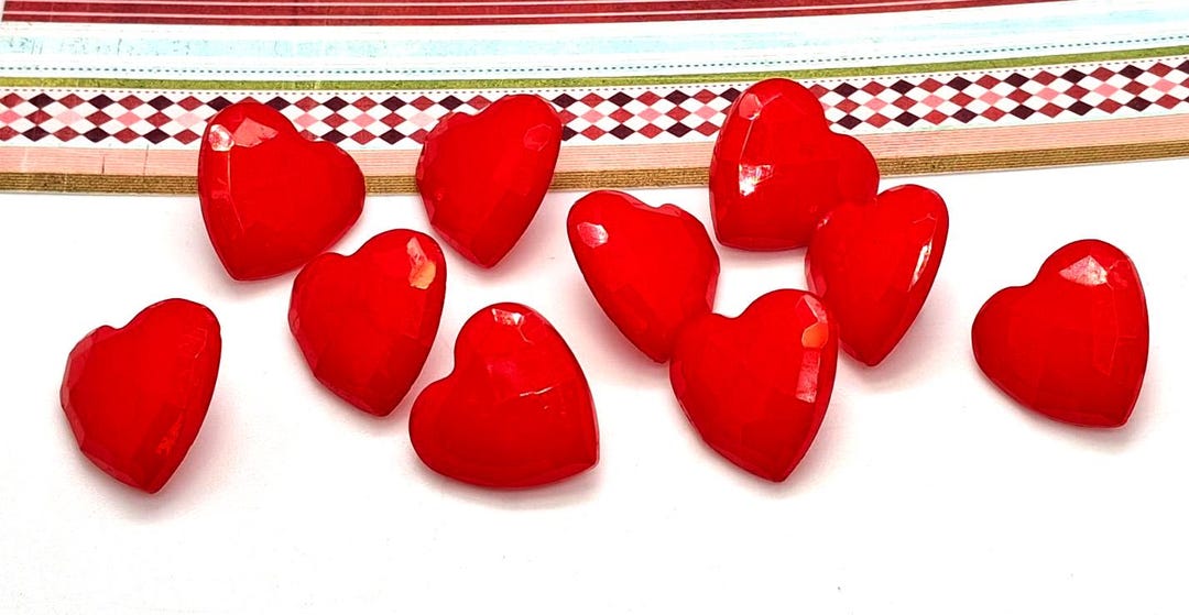 10 Red Heart Buttons - Button With Shank - Red Acrylic Button ...